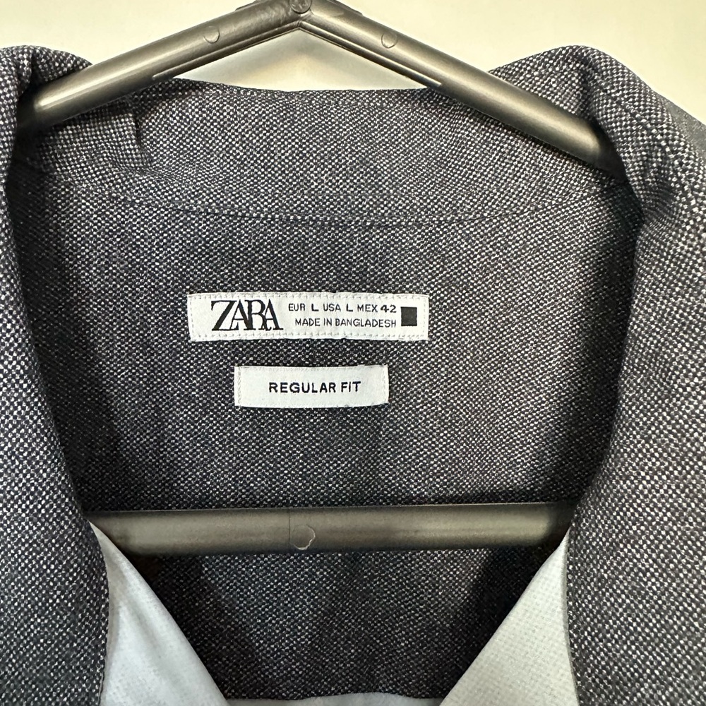 Zara button down - Picture 3 of 3